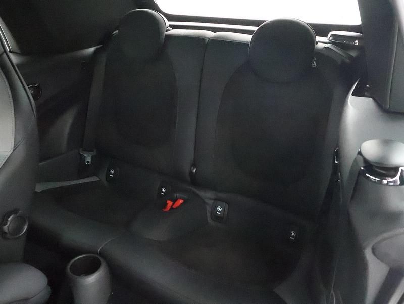 Usado Mini John Cooper Works Cabriolet 231 HP (169 kW) 2021 Preto Cabrios