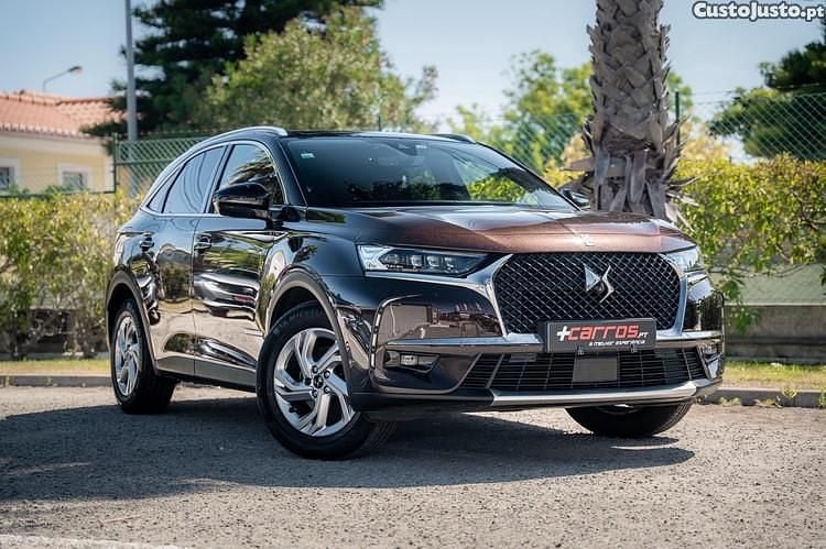 Castanho Usado 2019 DS Automobiles DS7 Crossback So Chic SUV | € 21.900 (Preço justo) - Imagem 1/1