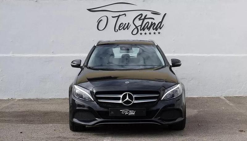 Usado Mercedes C220 Avantgarde 170 HP (125 kW) 2017 Preto Carrinha