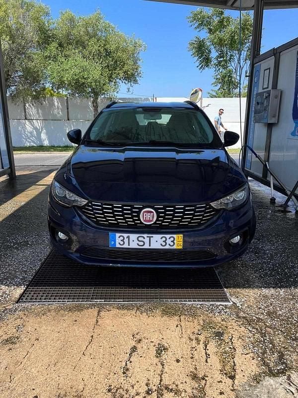 Azul Usado 2017 Fiat Tipo Carrinha | € 13.000 (Preço justo) - Imagem 1/4