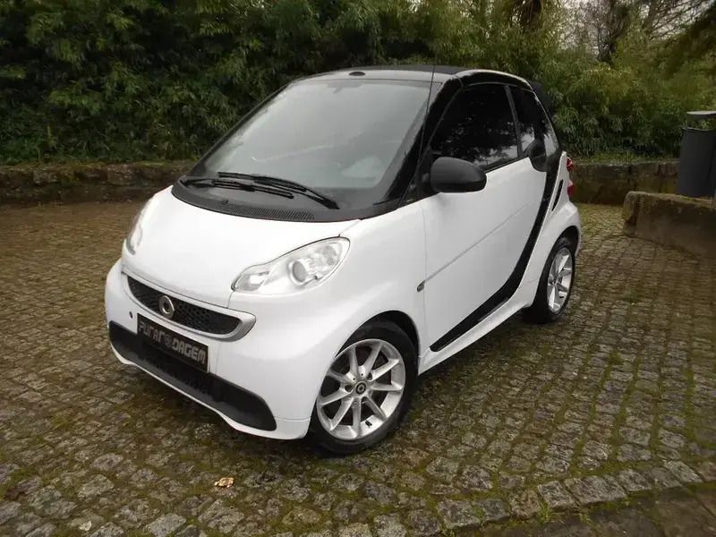 Usado Smart ForTwo Cabrio Passion 71 HP (52 kW) 2012 Branco Cabrios