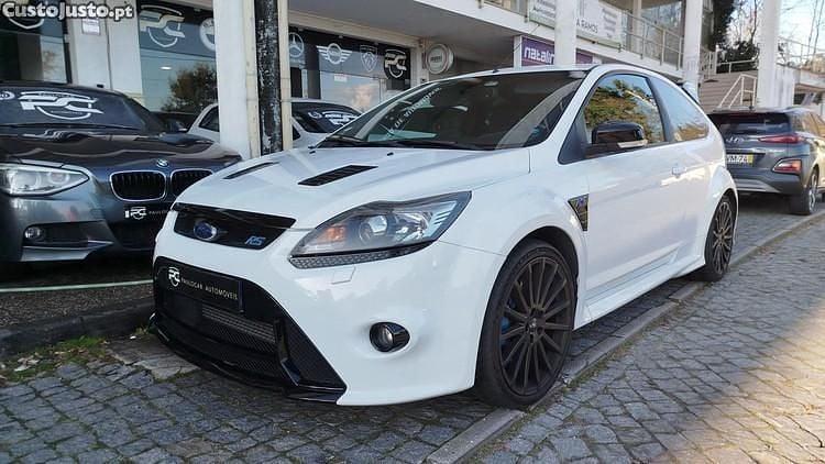 Branco Usado 2009 Ford Focus RS Citadino | € 39.900 - Imagem 1/1