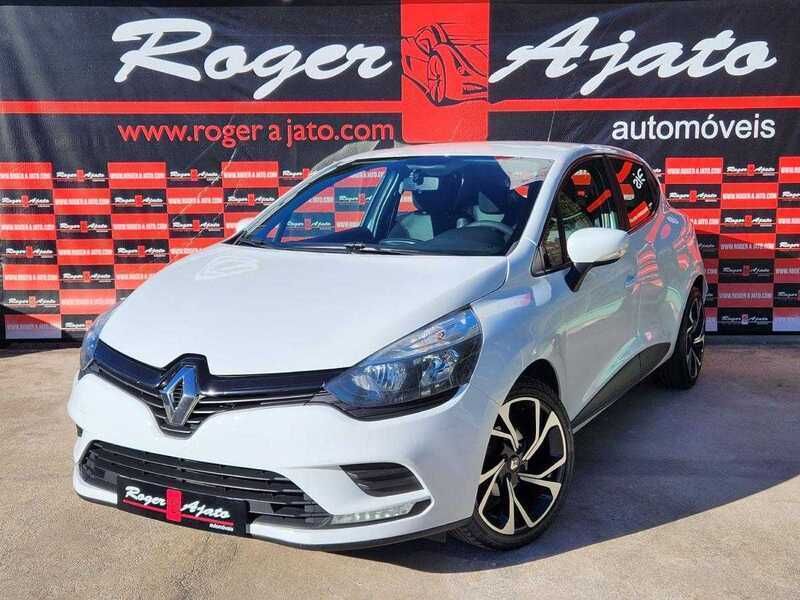 Branco Usado 2019 Renault Clio IV Zen Citadino | € 16.900 (Caro) - Imagem 1/4