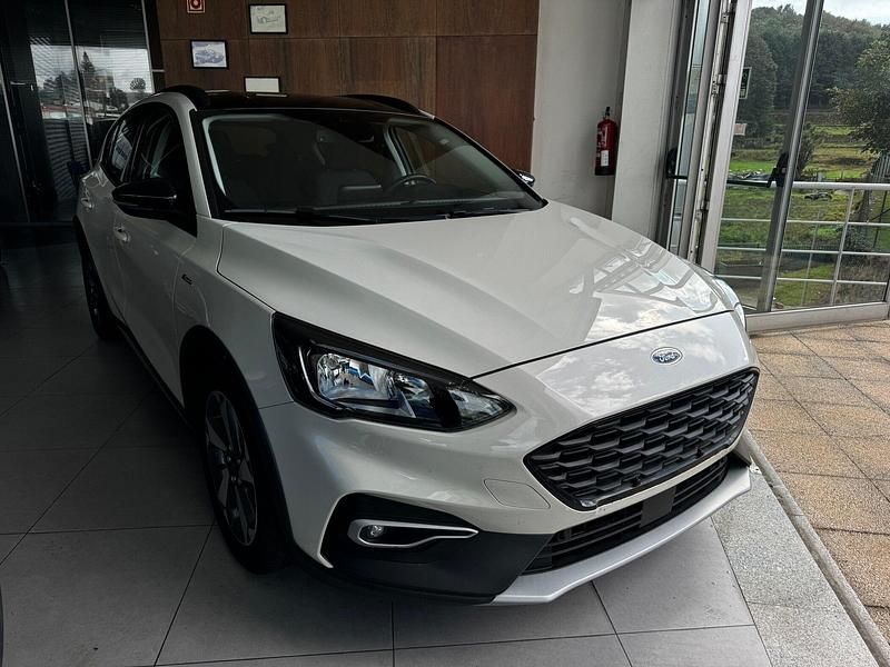 Usado Ford Focus Active X 125 HP (91 kW) 2019 Cinzento