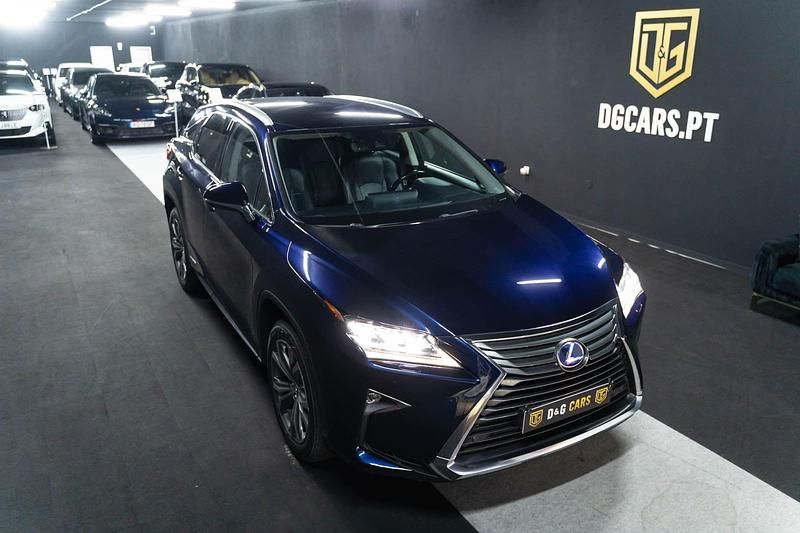 Azul Usado 2017 Lexus RX450h Executive Line SUV | € 35.900 - Imagem 1/4