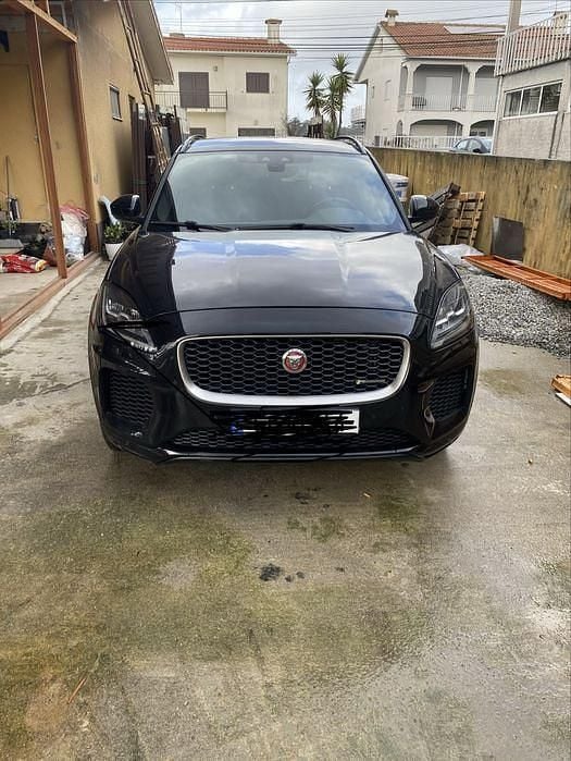Usado 2018 Jaguar E-Pace R SUV | € 23.750 (Preço justo) - Imagem 1/4