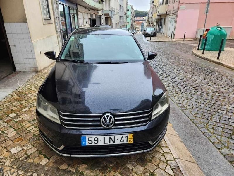 Preto Usado 2011 VW Passat Sedan | € 7.999 (Bom preço) - Imagem 1/4