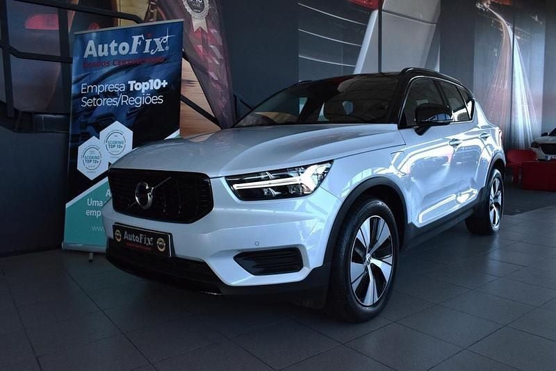 Cinza Usado 2021 Volvo XC40 R-Design SUV | € 29.800 (Bom preço) - Imagem 1/4