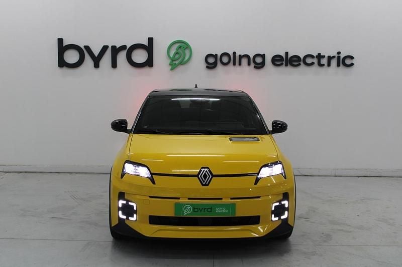 Usado Renault 5 E-Tech 110 kW (150 HP) 2025 Outra