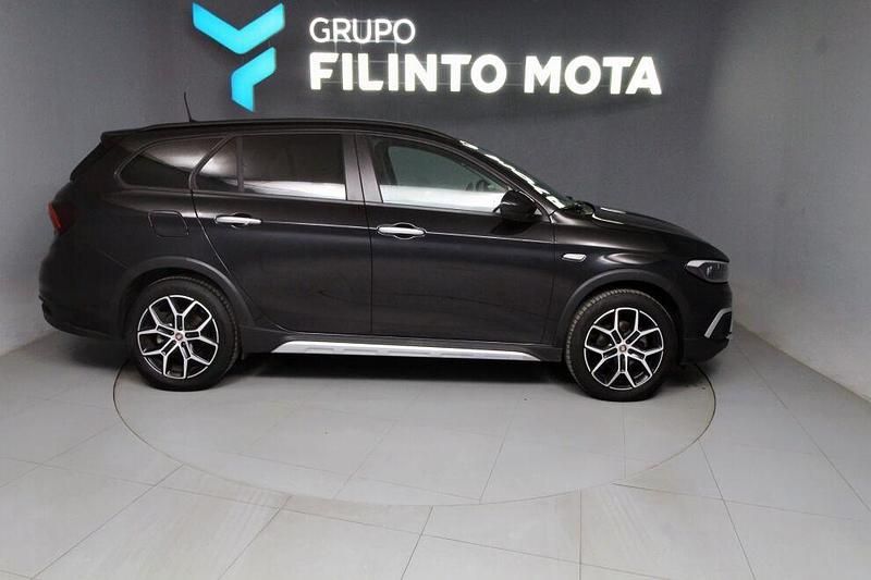 Preto Usado 2023 Fiat Tipo Cross | € 17.740 (Preço justo) - Imagem 1/4