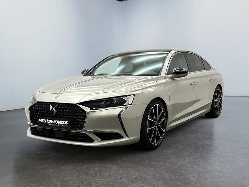 Cinzento Usado 2023 DS Automobiles DS9 Sedan | € 35.990 - Imagem 1/4