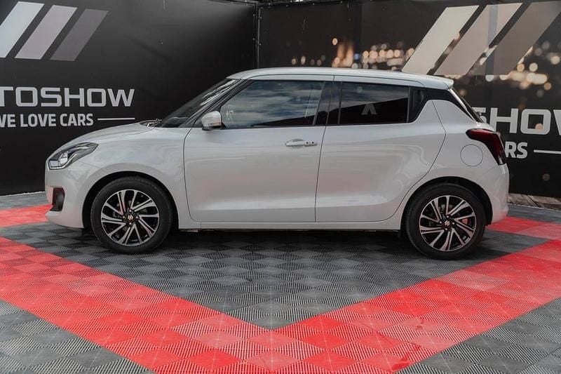 Usado Suzuki Swift 83 HP (61 kW) 2022 Branco Citadino