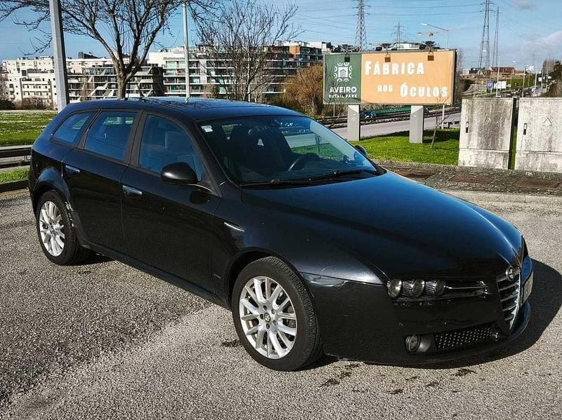Usado Alfa Romeo 159 150 HP (110 kW) 2007 Preto Carrinha