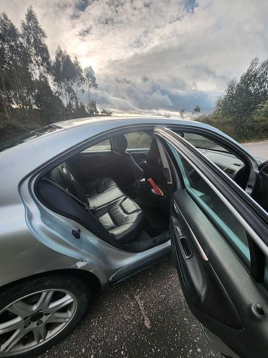 Usado 2002 Volvo S60 Sedan | € 2.700 (Preço justo) - Imagem 1/4