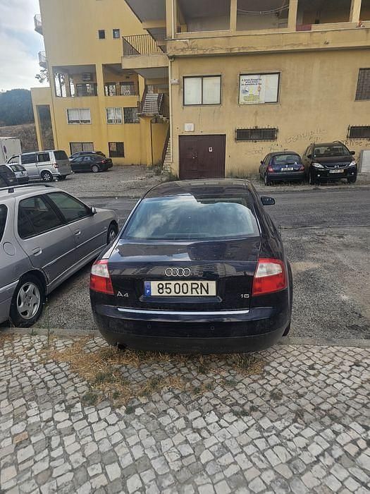 Usado 2001 Audi A4 Sedan | € 5.000 - Imagem 1/4