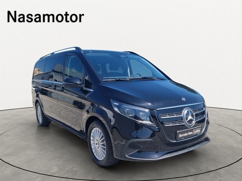 Preto metalizado Novo 2025 Mercedes EQV300 Monovolume | € 76.875 - Imagem 1/4