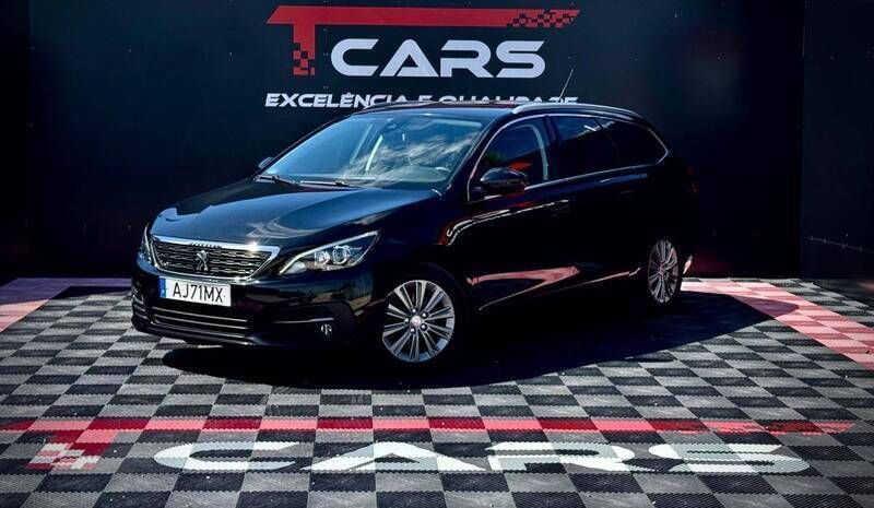Preto Usado 2021 Peugeot 308 Allure Carrinha | € 17.900 (Preço justo) - Imagem 1/4