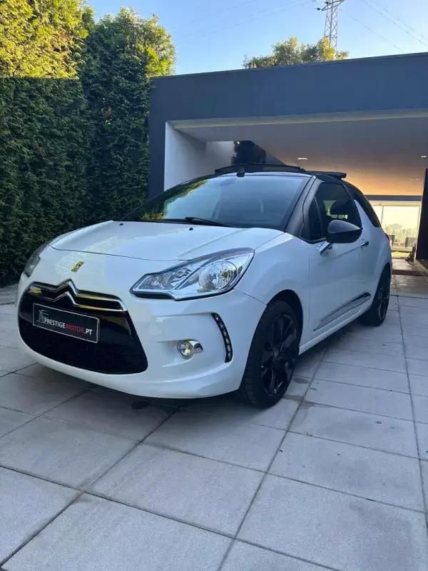 Branco Usado 2013 Citroën DS3 Cabriolet Chic Cabrios | € 10.900 - Imagem 1/4