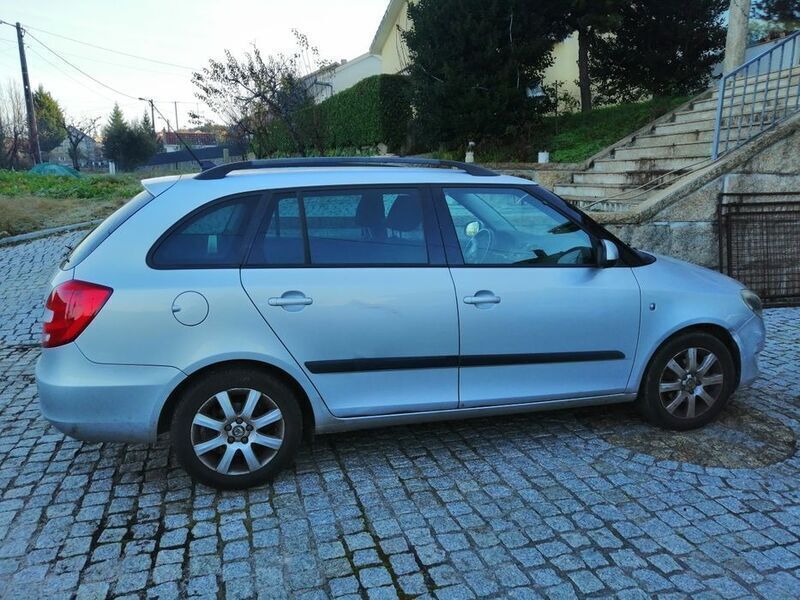 Usado 2010 Skoda Fabia Citadino | € 6.000 - Imagem 1/4