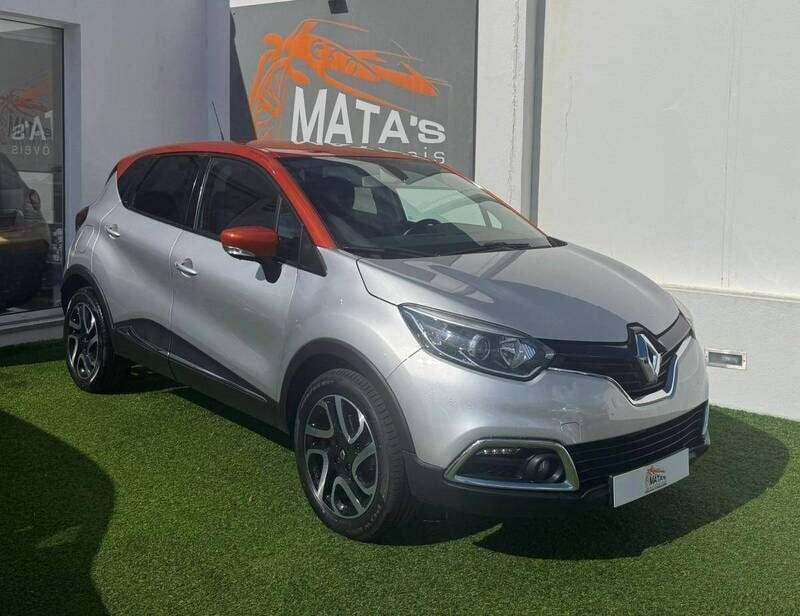 Cinza Usado 2016 Renault Captur SUV | € 13.999 (Preço justo) - Imagem 1/4