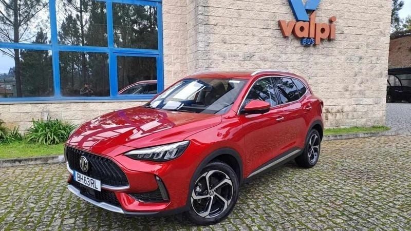 Usado MG HS 258 HP (189 kW) 2024 Vermelho SUV