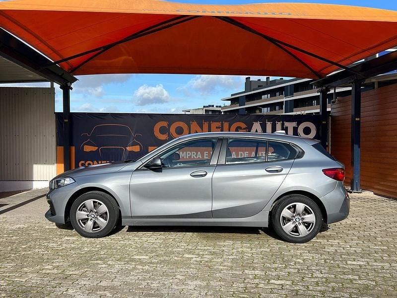 Usado BMW 116 Advantage 116 HP (85 kW) 2022 Cinza Citadino