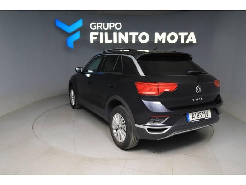 Usado VW T-Roc 110 HP (80 kW) 2021 Preto SUV