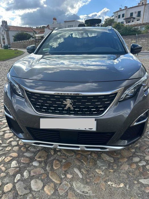 Cinza Usado 2021 Peugeot 5008 GT-line Monovolume | € 19.500 - Imagem 1/4