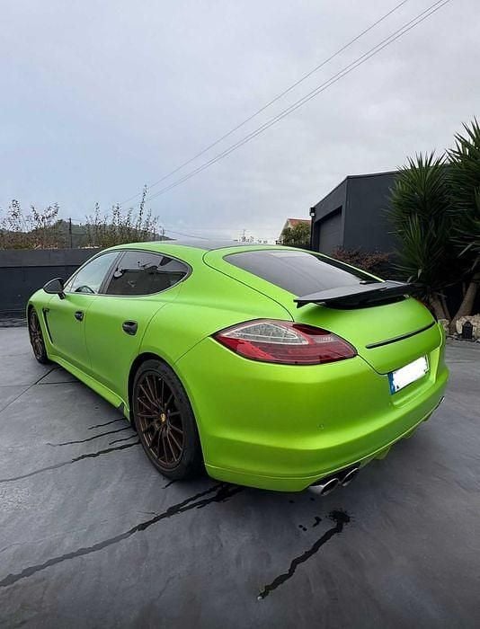 Usado Porsche Panamera Turbo 500 HP (367 kW) 2011 Sedan