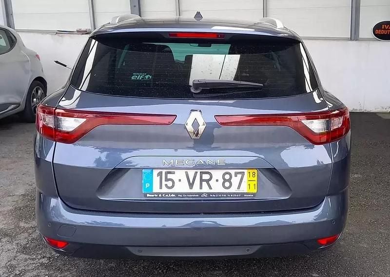 Usado Renault Mégane GrandTour LIMITED 115 HP (84 kW) 2018 Cinza antracite Carrinha