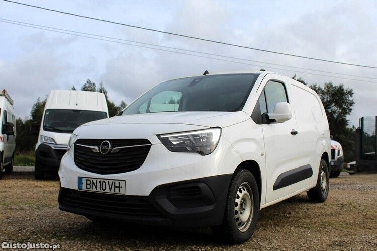 Branco Usado 2020 Opel Combo Enjoy Monovolume | € 14.500 (Preço justo) - Imagem 1/1