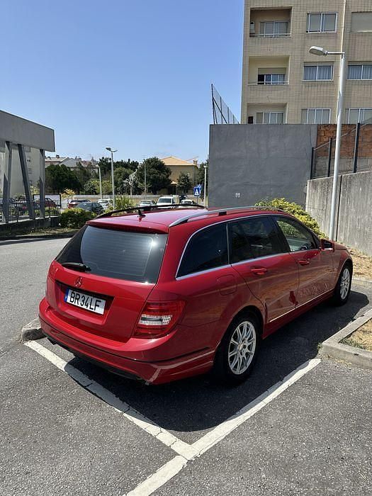 Usado 2011 Mercedes C200 Sedan | € 10.500 - Imagem 1/4
