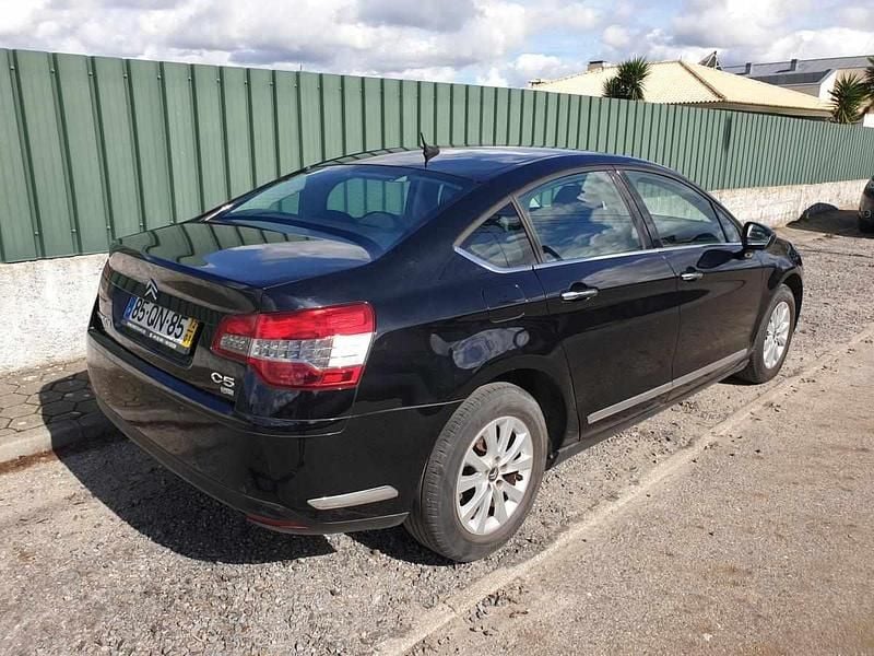 Usado Citroën C5 113 HP (83 kW) 2012 Preto