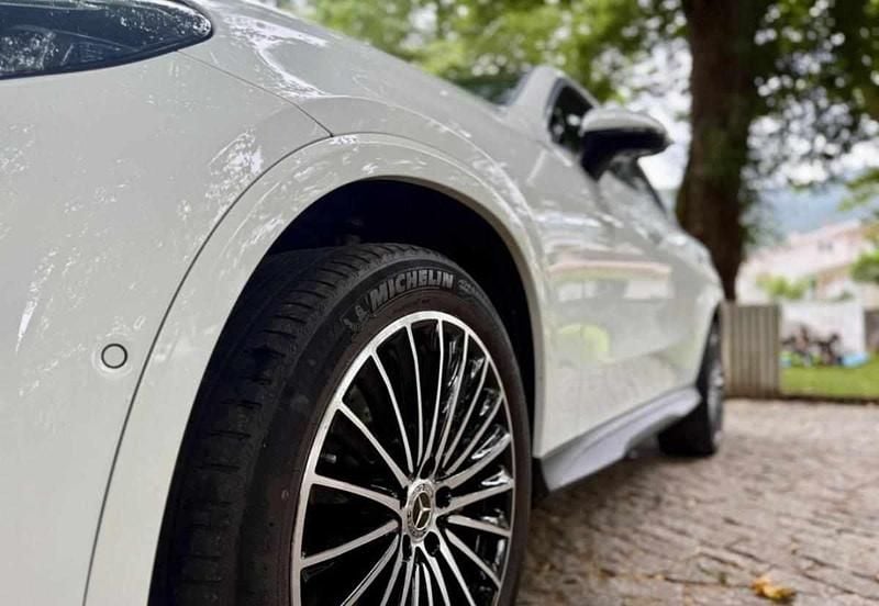 Branco Usado 2024 Mercedes GLC300 Citadino | € 71.500 (Super Preço) - Imagem 1/4