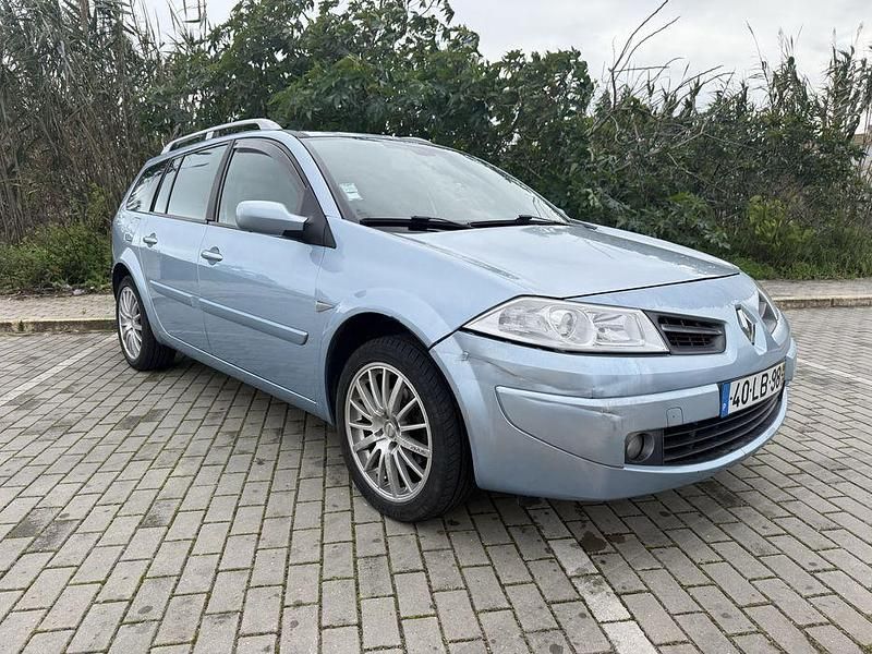 Usado Renault Mégane III 105 HP (77 kW) 2008 Sedan