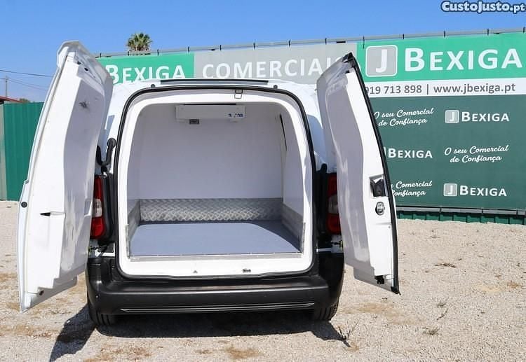 Branco Usado 2019 Peugeot Partner Van | € 15.900 (Caro) - Imagem 1/1