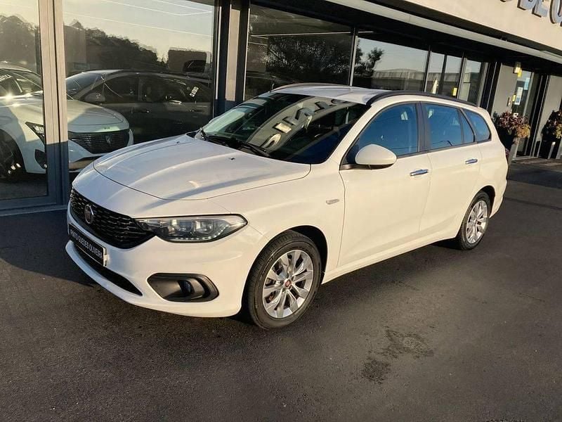 Usado Fiat Tipo Wagon 95 HP (69 kW) 2020 Branco Carrinha