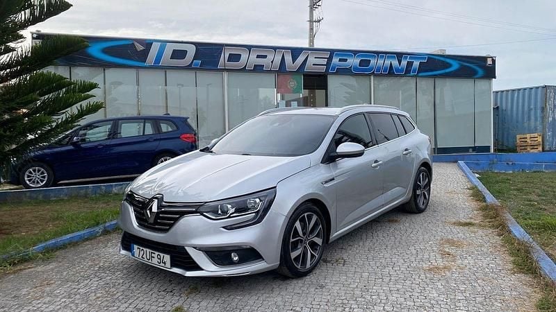 Cinza Usado 2018 Renault Mégane GrandTour Bose Edition Carrinha | € 10.900 (Bom preço) - Imagem 1/4
