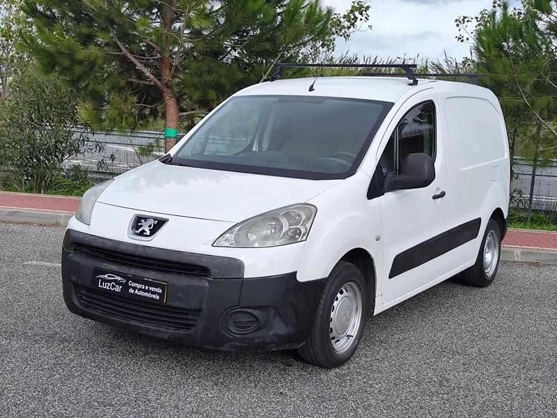 Branco Usado 2010 Peugeot Partner Monovolume | € 5.480 (Super Preço) - Imagem 1/4