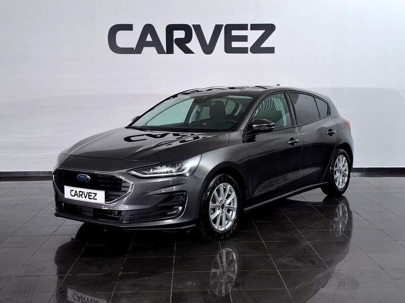 Cinzento Usado 2022 Ford Focus | € 18.900 (Bom preço) - Imagem 1/4