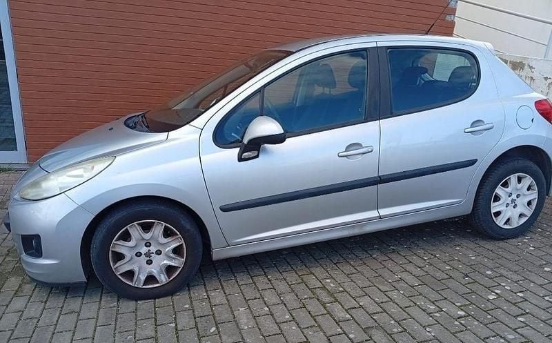 Usado Peugeot 207 95 HP (69 kW) 2009 Sedan