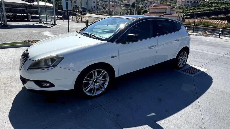Usado 2009 Lancia Delta | € 4.500 - Imagem 1/4