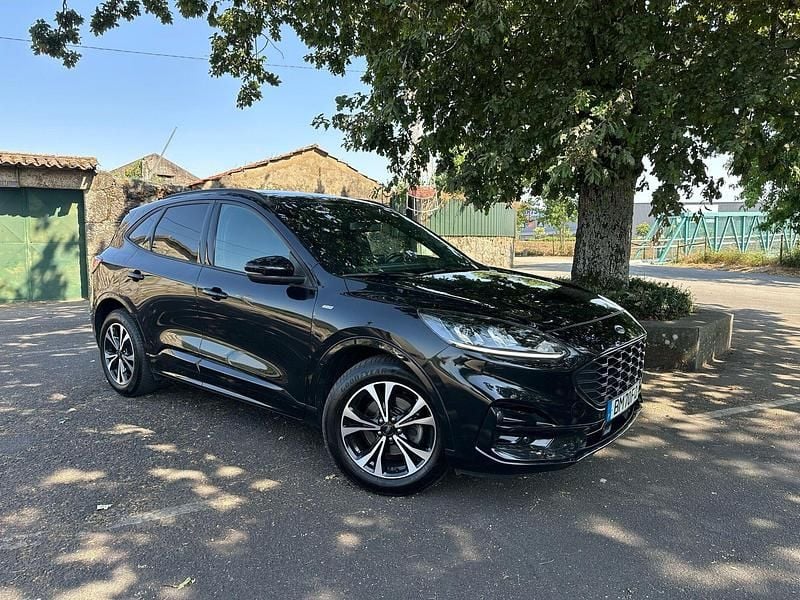 Preto Usado 2022 Ford Kuga ST-Line X SUV | € 22.900 (Preço justo) - Imagem 1/4