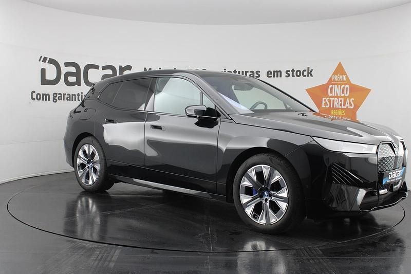Preto Usado 2023 BMW iX SUV | € 51.999 - Imagem 1/4