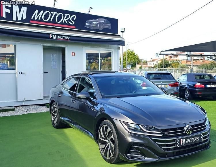 Cinza Usado 2021 VW Arteon R-line Sedan | € 32.850 (Preço elevado) - Imagem 1/1