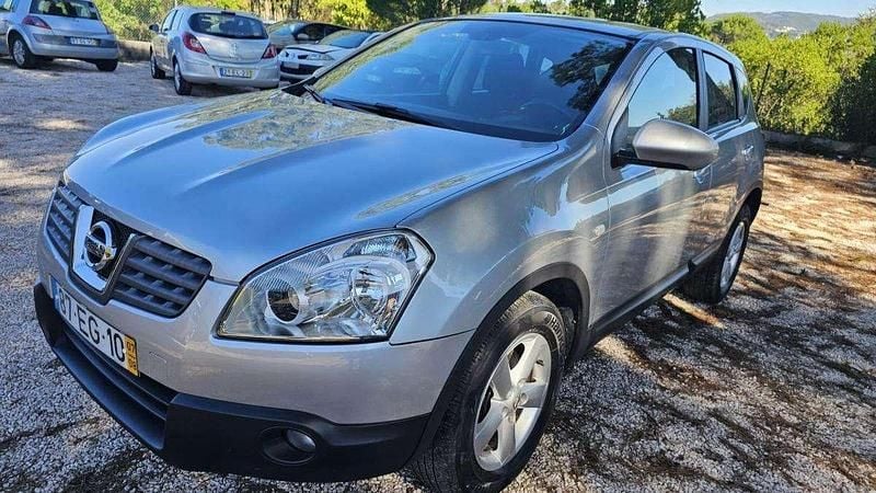 Cinzento Usado 2007 Nissan Qashqai SUV | € 6.800 (Preço justo) - Imagem 1/4