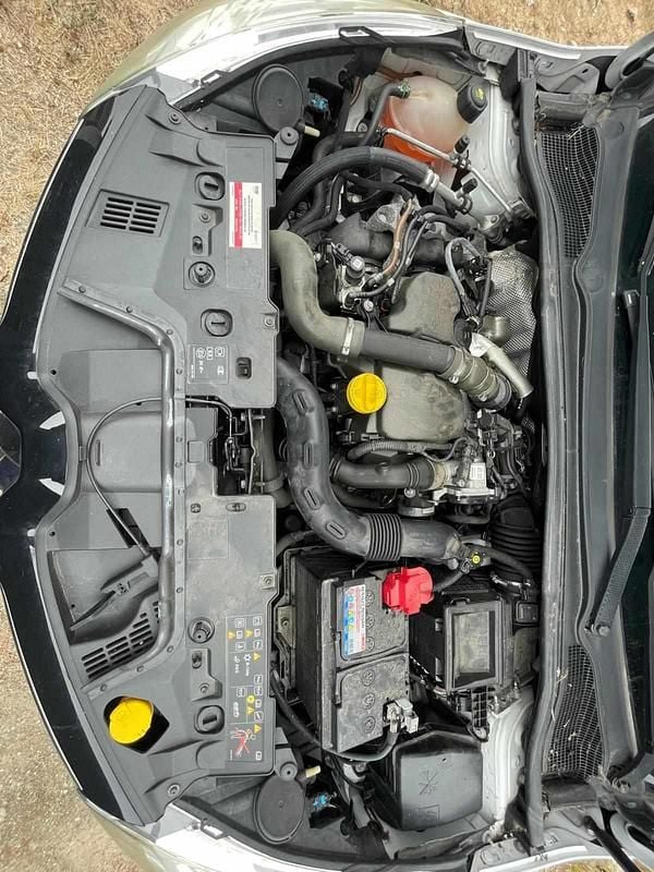 Usado Renault Clio IV 90 HP (66 kW) 2016 Branco Carrinha