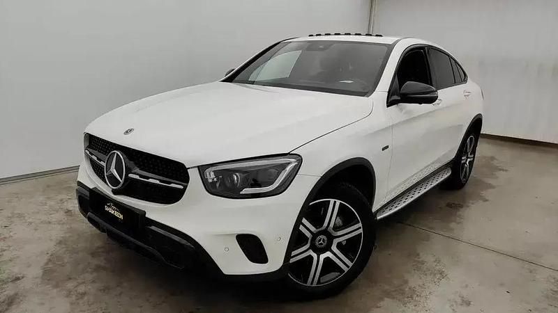 Branco Usado 2021 Mercedes GLC300e Coupé | € 48.750 (Preço justo) - Imagem 1/4