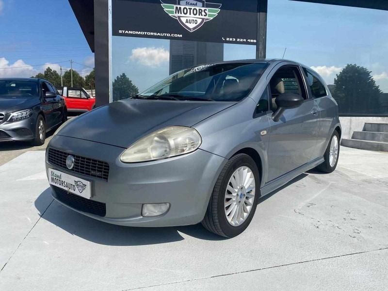 Cinzento Usado 2007 Fiat Punto Citadino | € 3.500 (Preço elevado) - Imagem 1/4