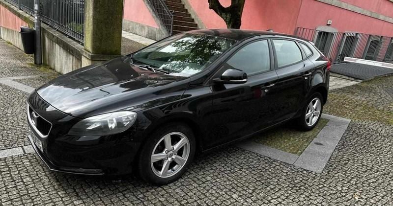 Preto Usado 2016 Volvo V40 Carrinha | € 14.750 (Preço justo) - Imagem 1/4